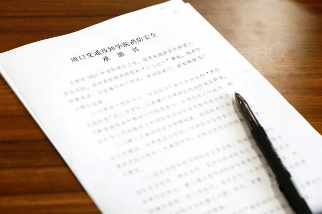 e6275db331a3ecffd3ecb7cb481c71a_调整大小