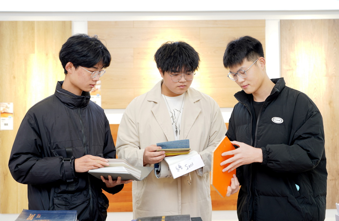 助雏鹰展翅 任九天翱翔 ——记获得人社部“技能雏鹰”助学金的王东东