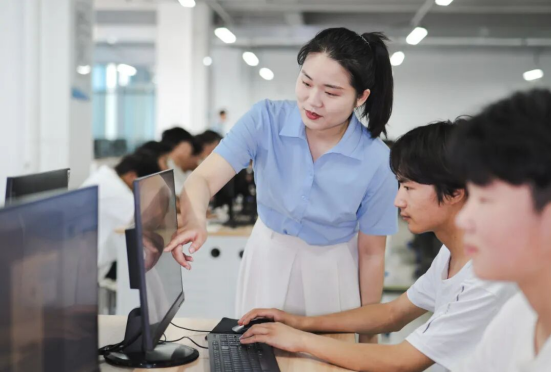 be13e2dde1ac3fa7e8f883a410e15d57