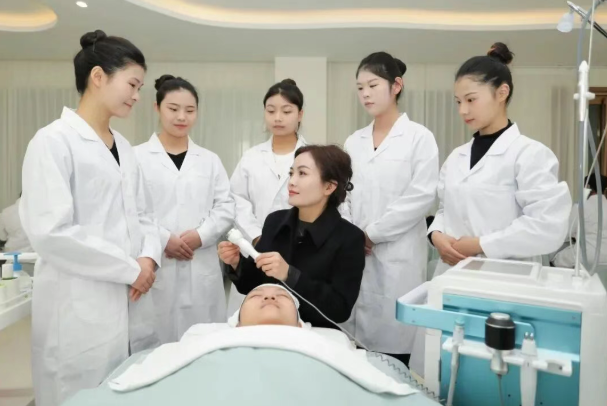 19a7c02afb2d374c776e040797cb8c84