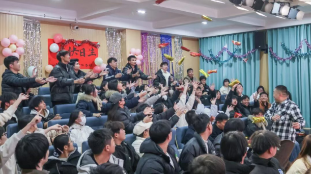 767d543f7e272ad1cdfa37a6a416190f