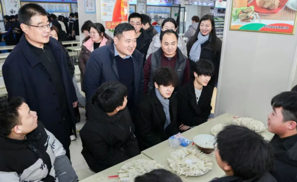 87b31b718beca7a5514f694f09468032