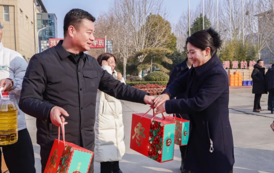 40e33b6013169f6d46487a519594d103